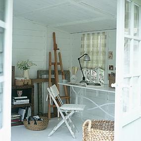 summerhouse-style-garden-ideas-10