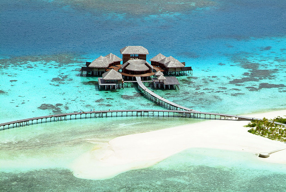 Coco Palm Bodu Hithi Hotel