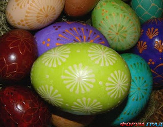 decorating-easter-egg-23