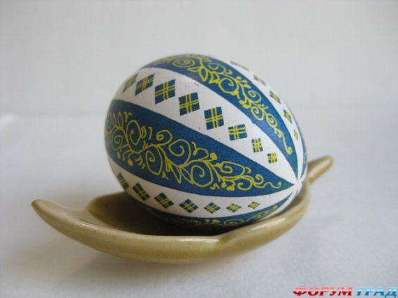 decorating-easter-egg-23