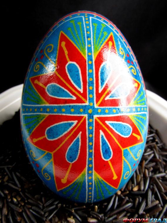 decorating-easter-egg-23