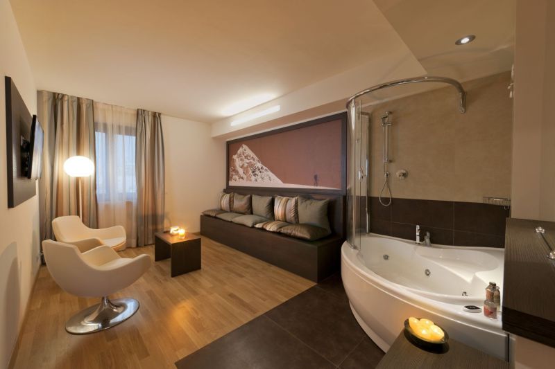Отель HB Aosta от Astarstudio, Аоста