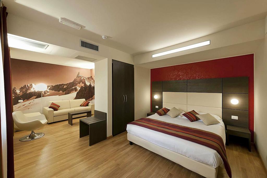 Отель HB Aosta от Astarstudio, Аоста