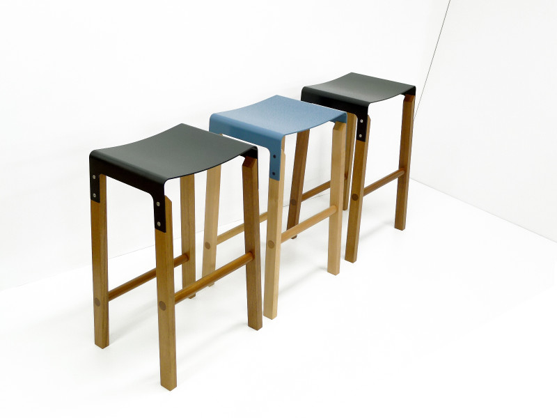 Разноцветные кухонные стулья от Cassels Design