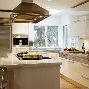 corner-kitchen-cabinets-07