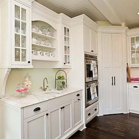 corner-kitchen-cabinets-17