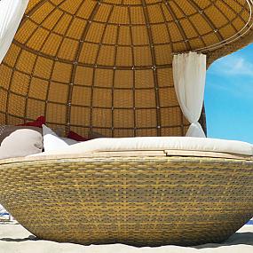 elegant-spherical-shelter-03