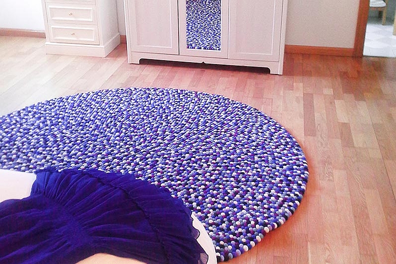 felt-ball-rugs-13