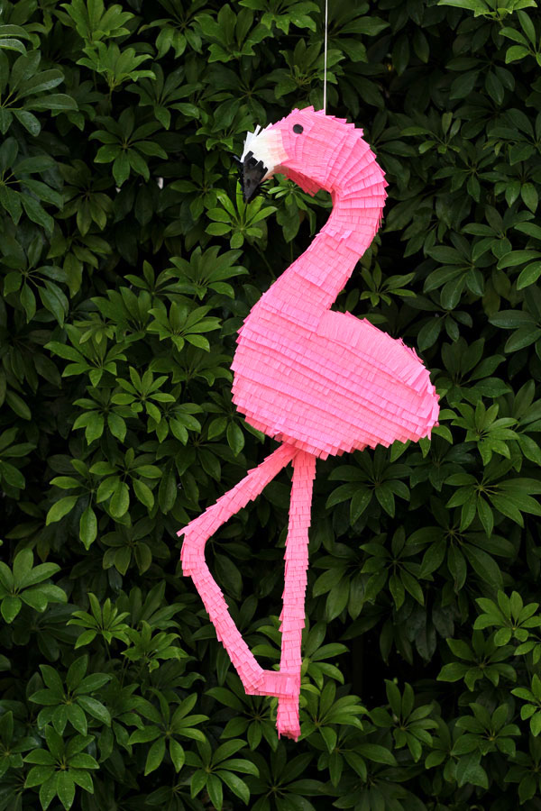 flamingo-pinata-02