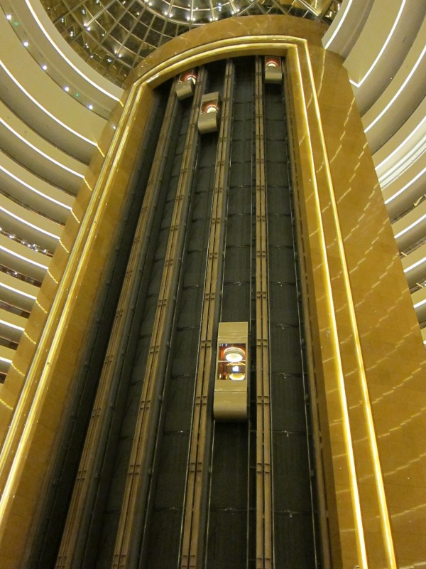 Уникальный дизвйн лифта в Ханчжоу