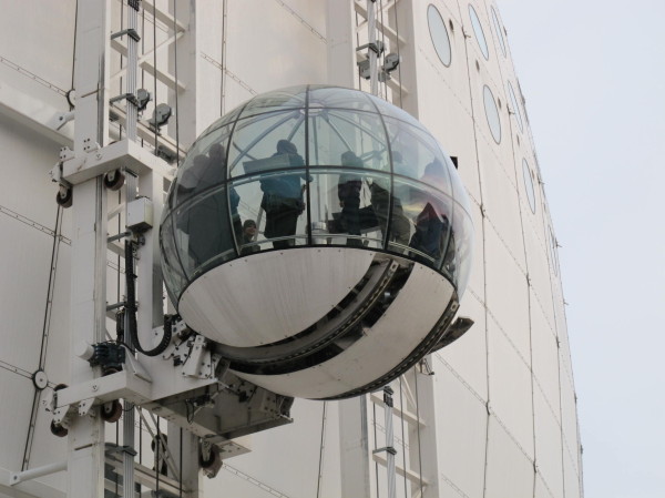 high-tech-elevators-25