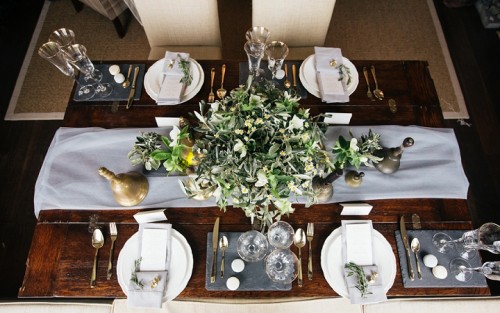 Сервированный свадебный стол
