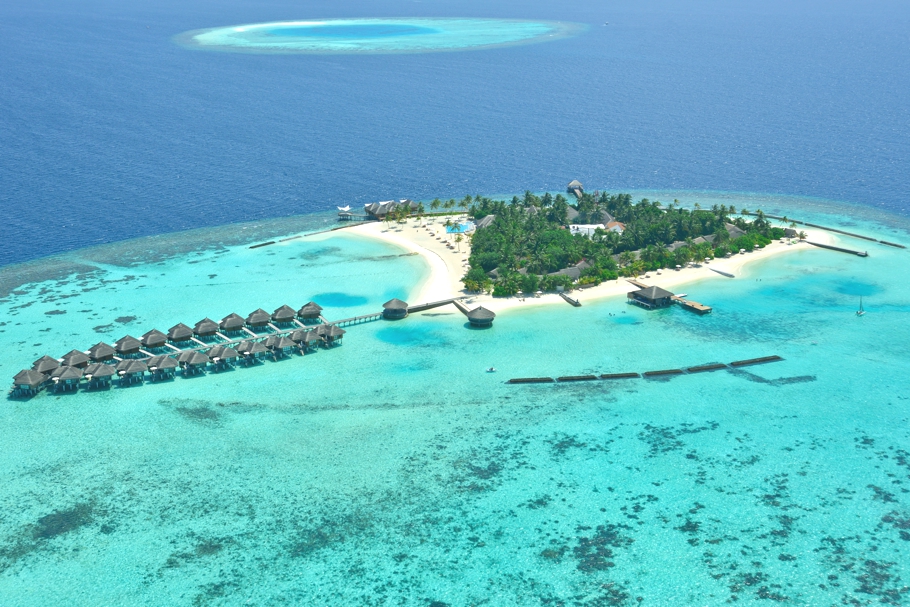 Роскошный отель Maafushivaru на Мальдивах