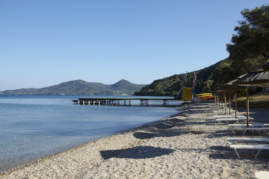 Пляж отеля Marbella Beach Hotel в Греции