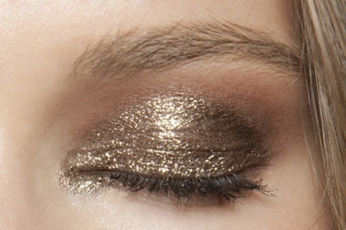 metallic-eye-makeup-01