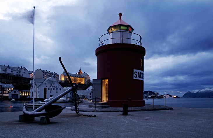 Старый маяк Molja в Норвегии