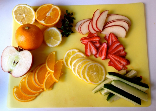 Нарезка фруктов и овощей