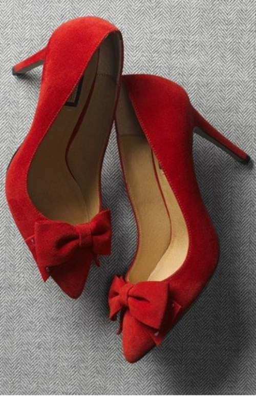 Красные свадебные туфли