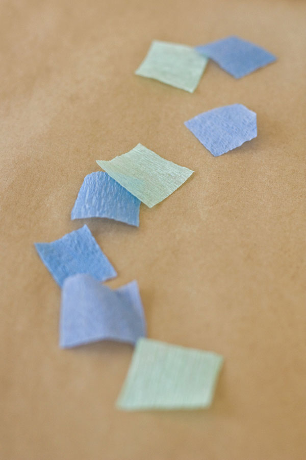 Конфетти из бумажной гирлянды