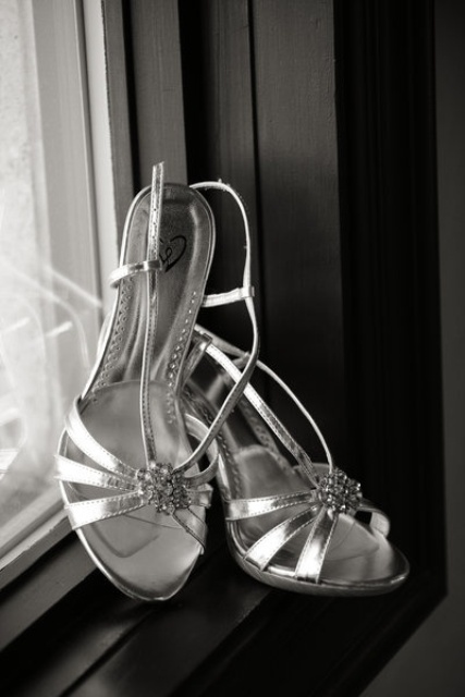 silver-winter-wedding-24