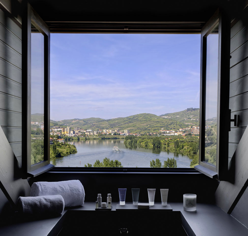 Интерьер гостиницы The Aquapura Douro Valley