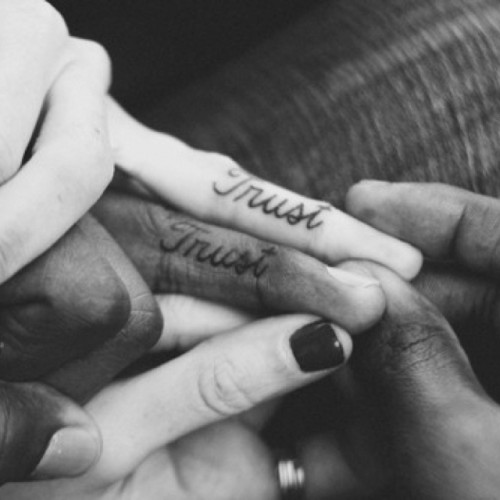 Свадебные татуировки со словами