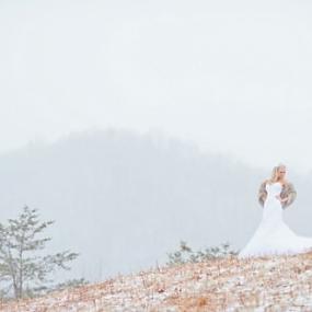 winter-bridal-shoot-09