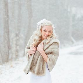 winter-bridal-shoot-14