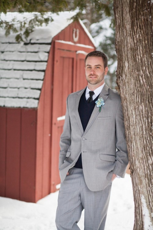 winter-wedding-grooms-09