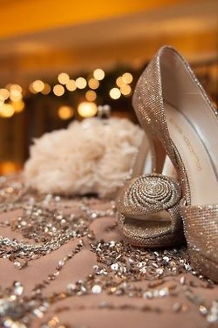 winter-wedding-shoes-04