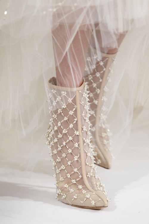 winter-wedding-shoes-18