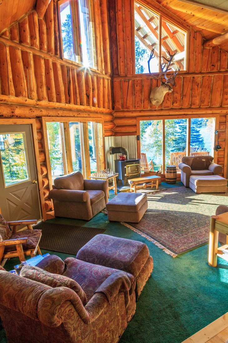 Интерьер деревенского домика Winterlake Lodge в США
