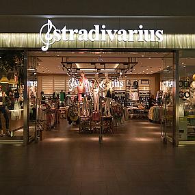 stradivarius-windows-05