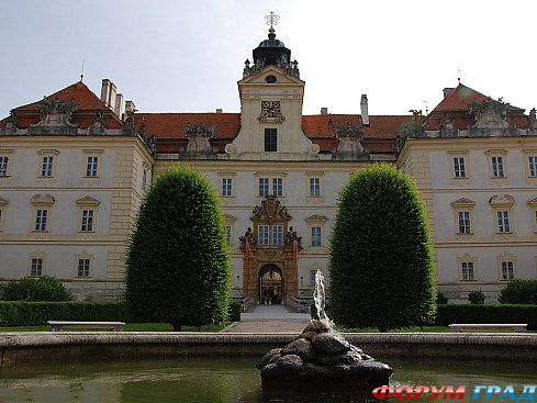 Замок Леднице в Чехии
