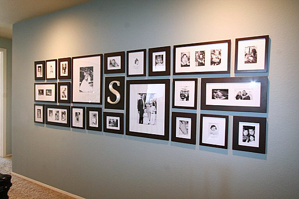 black-frame-family-wall-gallery