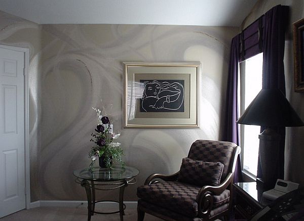 fancy-platinum-wall-paint-with-plum-and-black-textiles