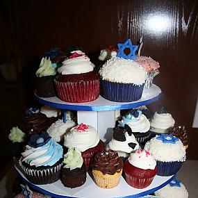 yom-kippur-cupcakes-and-cupcake-wrappers-liners- 01