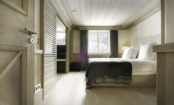 chalet-black-pearl