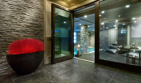 chalet-black-pearl