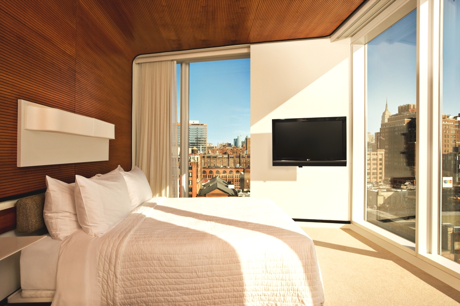 uber-luxe-the-standard-new-york
