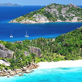 luxury-cruise-seychelles-review-02