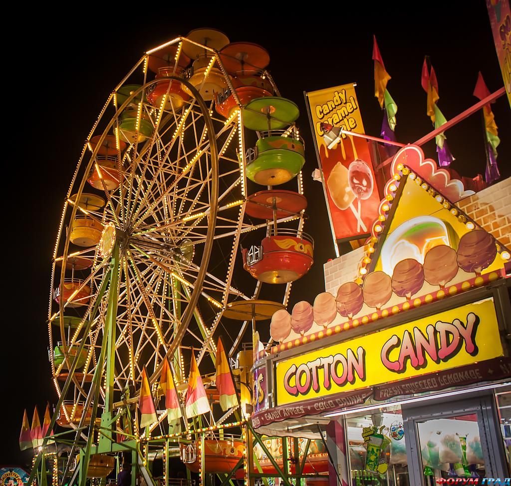 retro-night-at-the-fairgrounds-