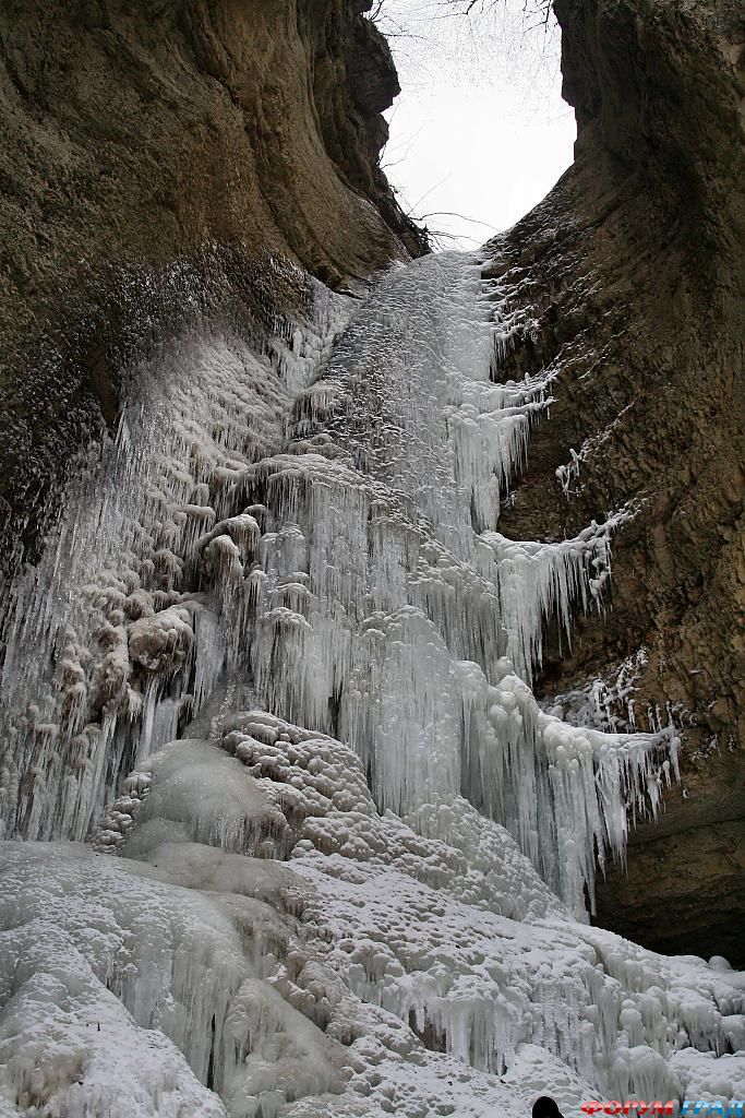 Чегемские водопады зимой