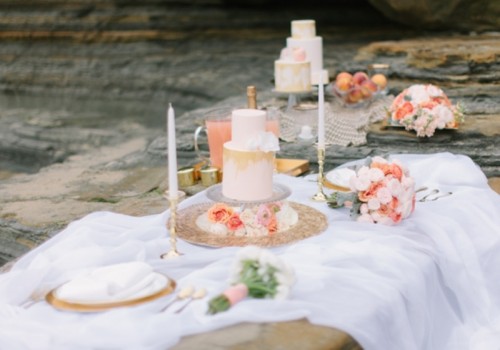 Пляжная свадьба в персиковом цвете