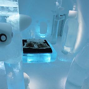 icehotel-luxury-suite-sweden-08