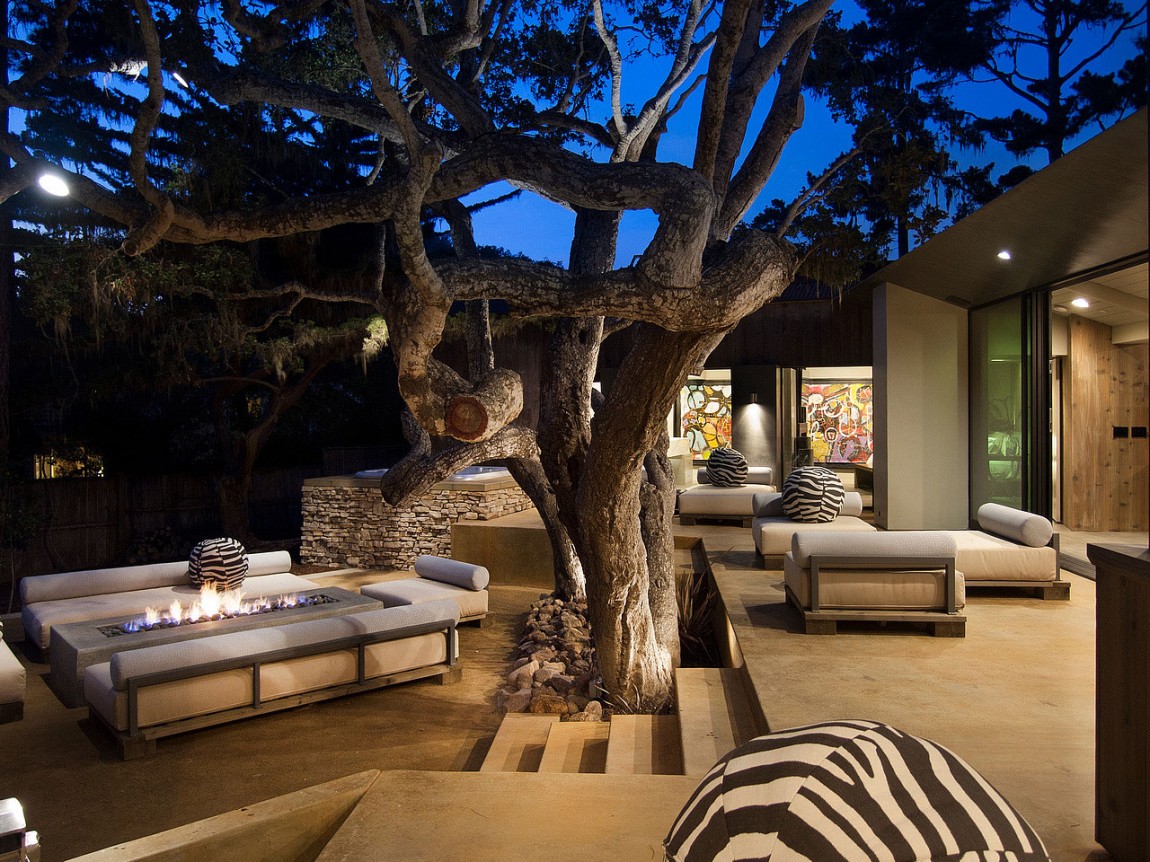 Необычные проекты одноэтажных домов: калифорнийский Pebble Beach с деревьями в патио () Необычные проекты одноэтажных домов: калифорнийский Pebble Beach с деревьями в патио