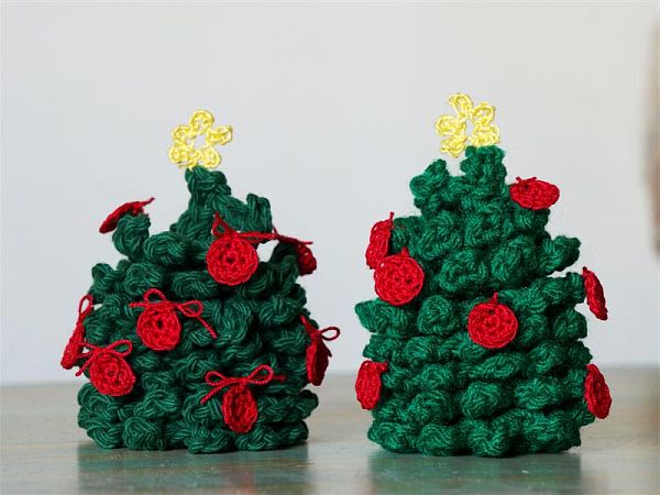 crocheted-christmas-tree-ornament-01