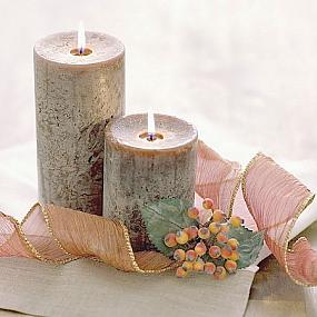 valentines-day-pillar-candles