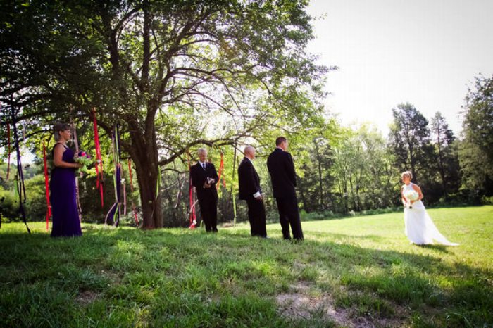 small-wedding-ceremony-at-cedarwood-tree-11