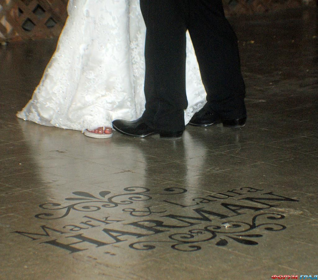 shoes-of-bride-and-groom-06